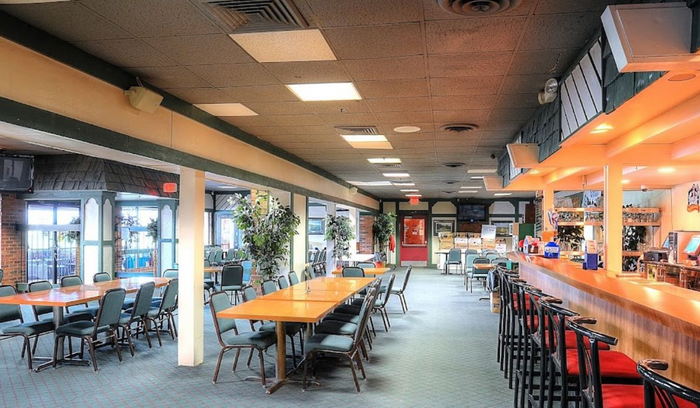 Sunnybrook Lanes (Sunnybrook Motel) - Old Web Listing (newer photo)